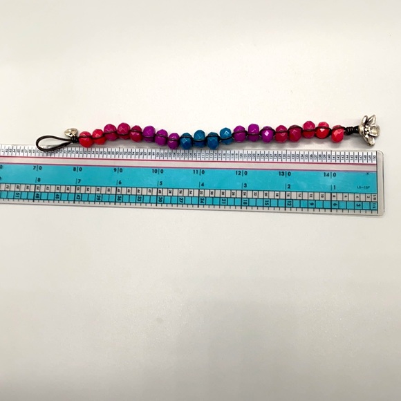 Fossil brand Miuti-colored quartz crystal floral closure in 8 inch length 🦋 - Picture 3 of 5